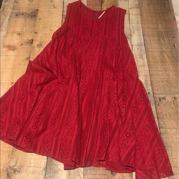Free People Tu Es La eyelet dress- Ruby Red - Picture 6 of 8